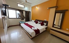 Hotel Chaitanya